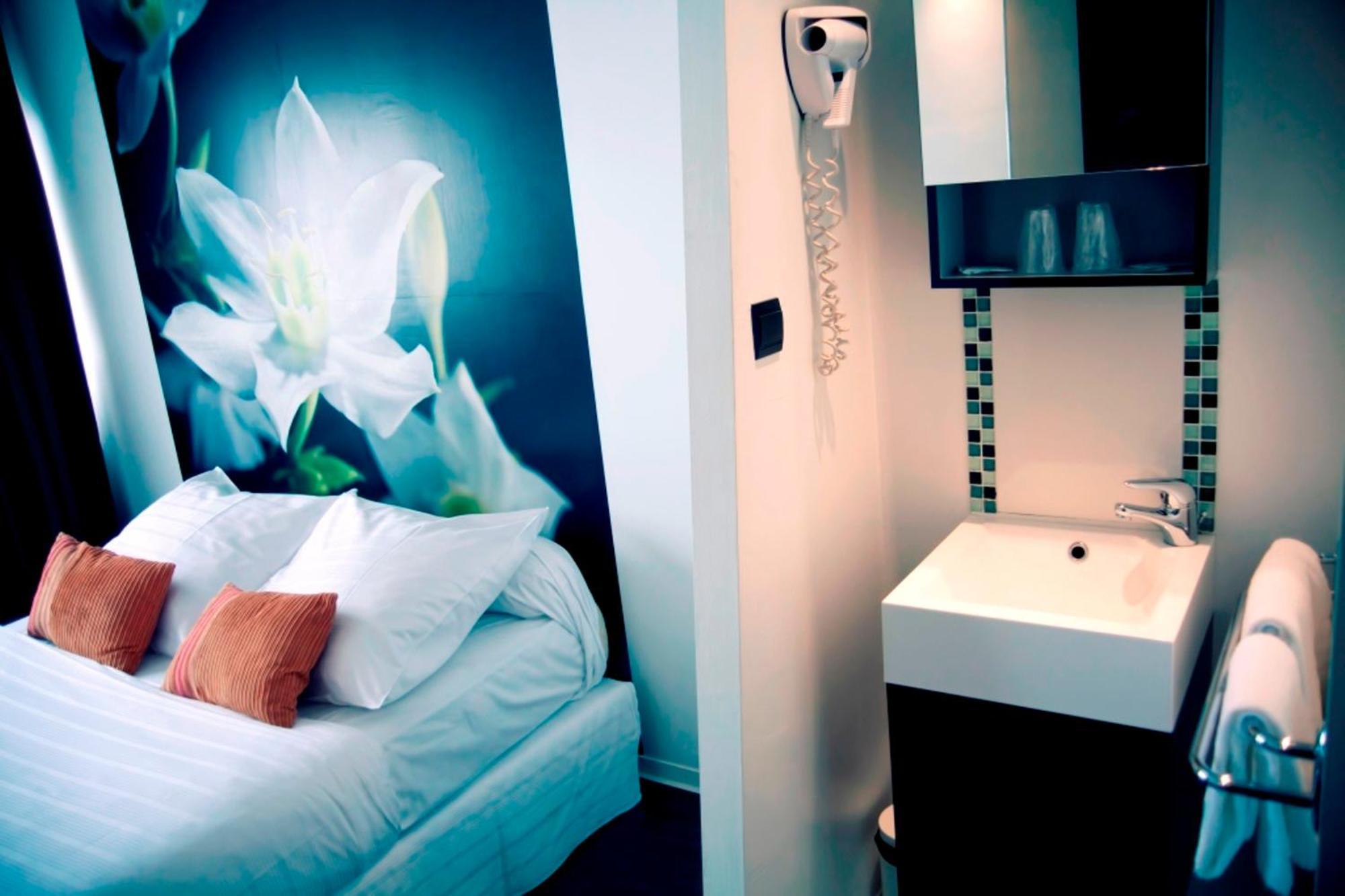 פורבאק Dm Hotel מראה חיצוני תמונה